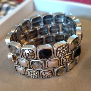 Elegant Silver and Black Stretch Bracelet